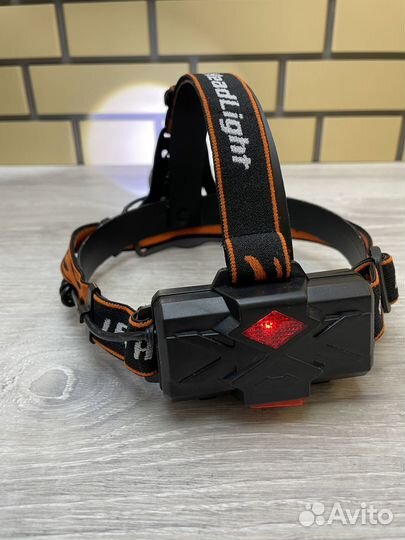 Мощьный налобный фонарь с двумя светодиодами