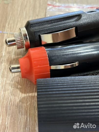 Розетка и вилка для автомобиля (прикуриватель)