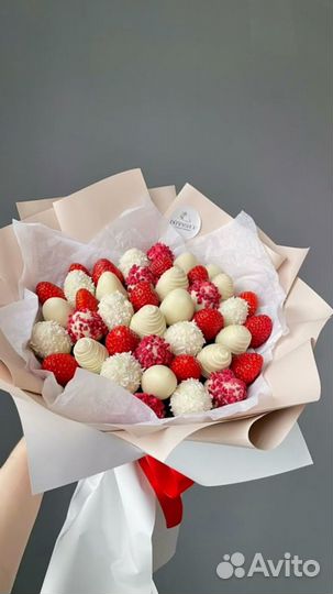 Букеты из клубники