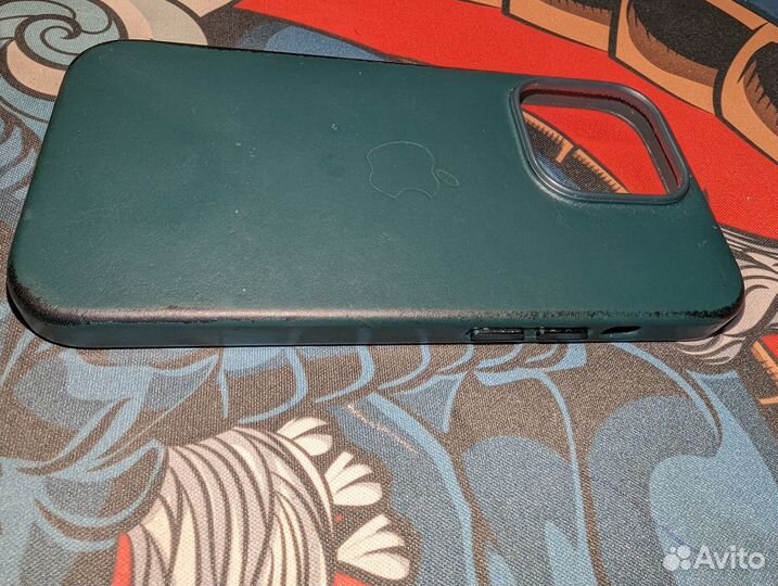 Оригинальный кожаный чехол iPhone 14 pro зеленый