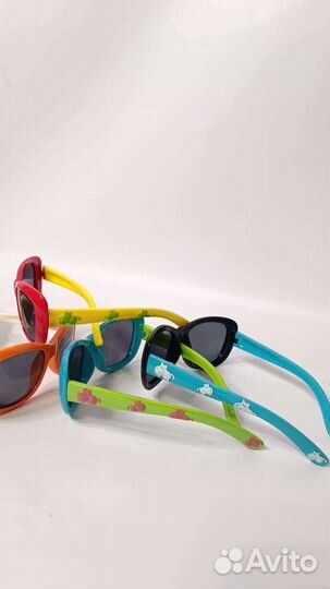 Детские солнечные очки новые