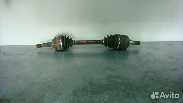 Nissan 39101-2F011 Вал приводной, левый