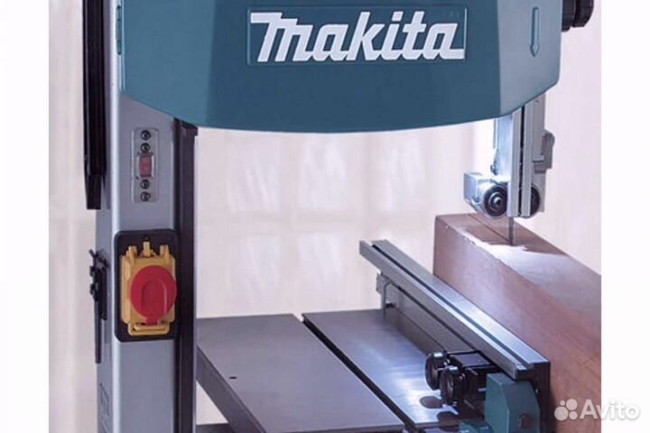 Ленточная пила Makita LB1200F