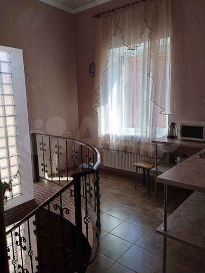 Комната 20 м² в 4-к., 2/2 эт.