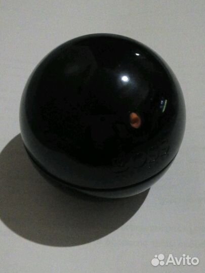 Пустые флаконы от духов для коллекции и интерьера