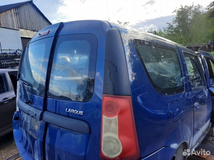 Стекло багажника LADA largus