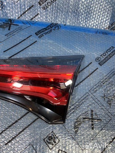 Фонарь задний правый Toyota Rav4 2015