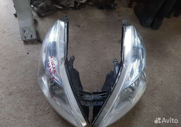 Фара левая правая Nissan Teana J32 ксенон