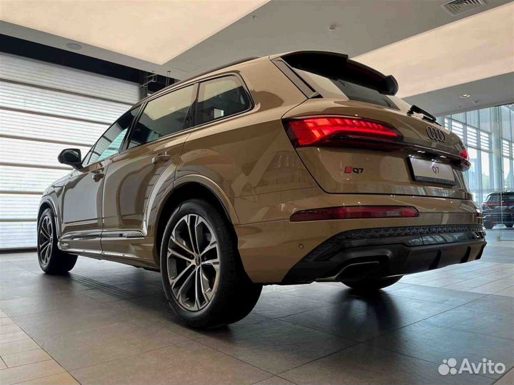 Audi Q7 2.0 AT, 2024