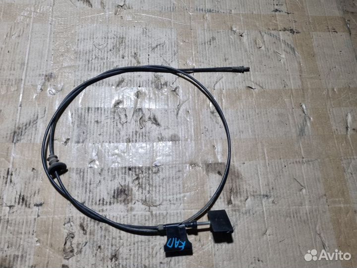 Тросик капота Primera P11