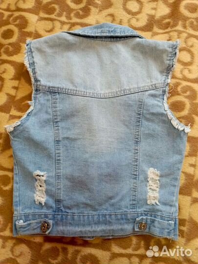 Джинсовая жилетка женская 42