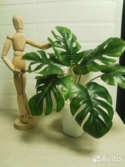 Монстера искусственный цветок