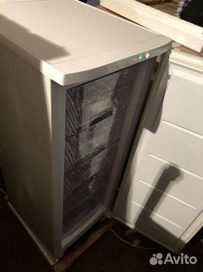 Морозильник Бирюса