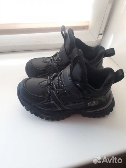 Кроссовки утепленные