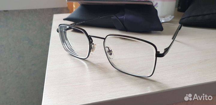 Очки -4,5 RAY BAN хамелеоны с очечником. новое