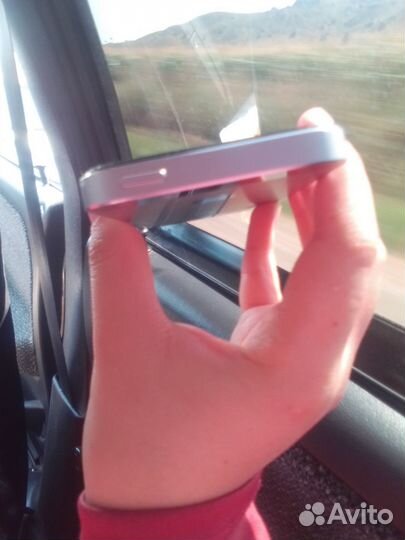 Телефон iPhone 5s