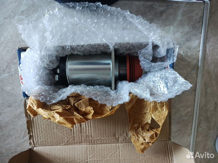 Продам втягивающее реле Мерседес daf