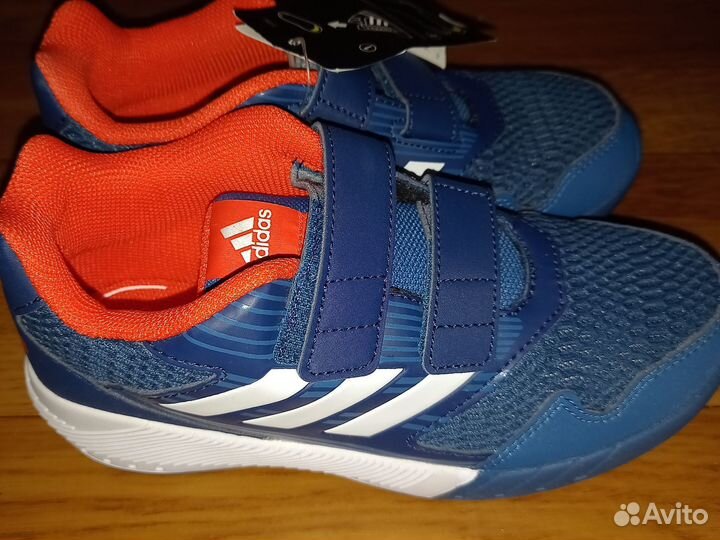 Кроссовки Adidas AltaRun