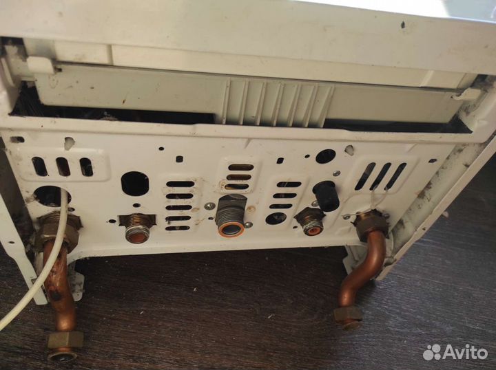 Газовый котел двухконтурный demrad