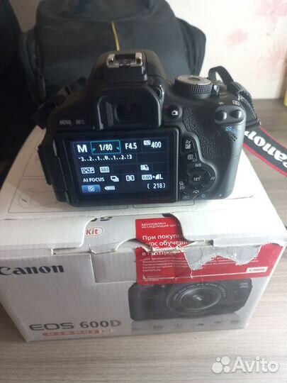 Фотоаппарат Canon eos 600d с сумкой