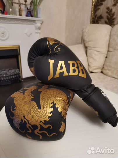 Боксерские перчатки jabb 10 унций