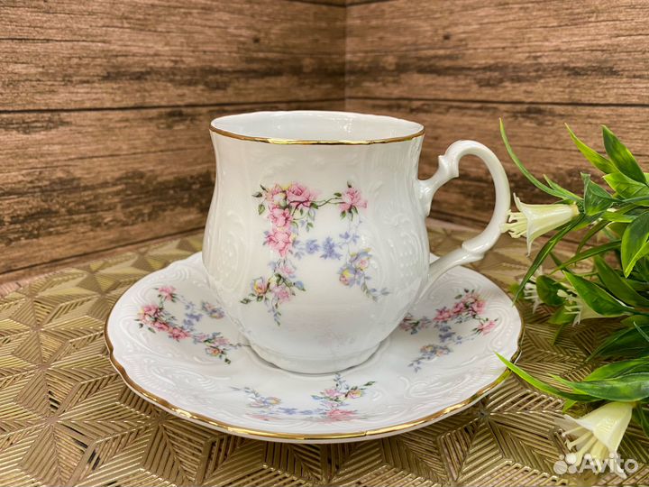 Чашка с блюдцем 