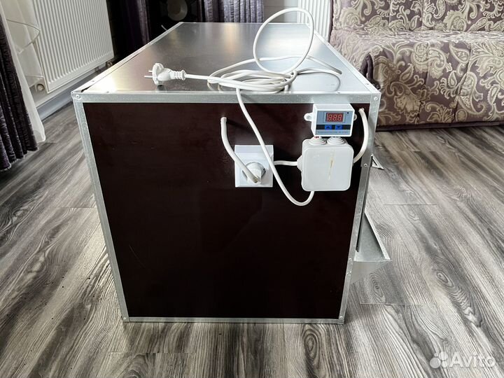 Брудер для цыплят, бройлеров, перепелов