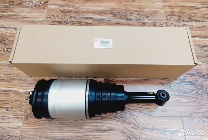 Пневмостойка Лэнд Ровер Discovery 3 L319 задняя