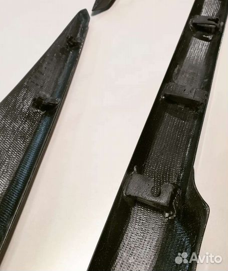 Декоративные накладки багажника карбон Lexus LX570