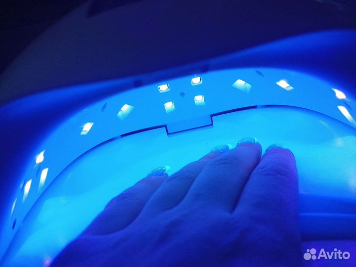 Лампа для ногтей sunuv