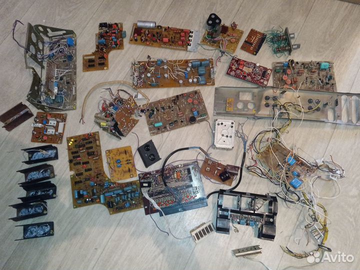 Запчасти от Бриг 001 и другой советской техники мн