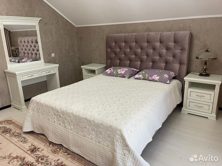 Тумба прикроватная массив Бука 