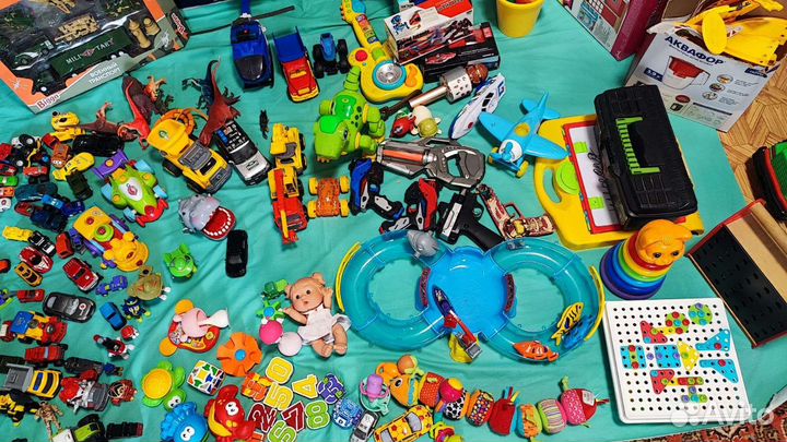 Игрушки машинки для мальчика