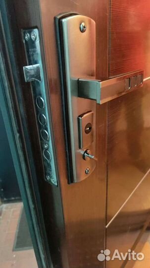 Замена замка, личинок, вскрытие двери