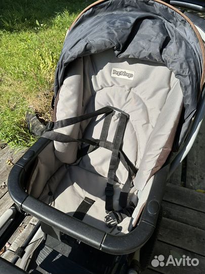 Двухместная коляска