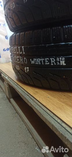 Pirelli Winter Sottozero 210 Serie II 215/60 R17 96H