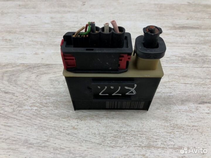 Реле свечей накала Peugeot 5008 универсал DV6C