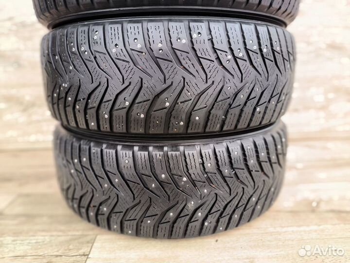 Kumho WinterCraft Ice WI31 225/60 R17