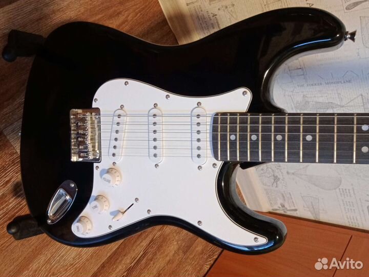 Гитара и комбо усилитель