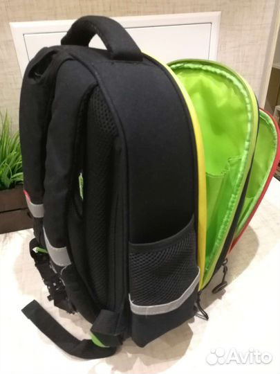 Школьный рюкзак