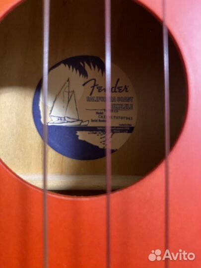 Укулеле Fender venice cherry