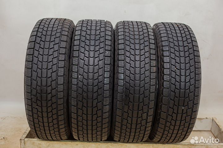 Hankook Nordik IS RW08 225/65 R17 106T