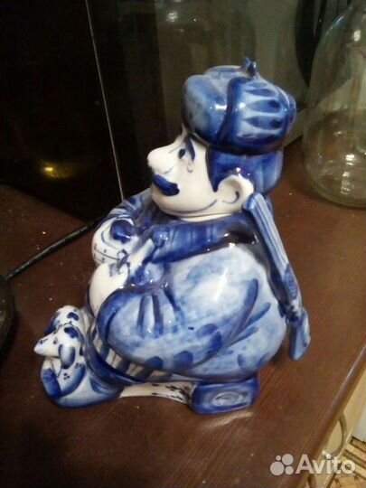 Штоф графин Охотник Гжель