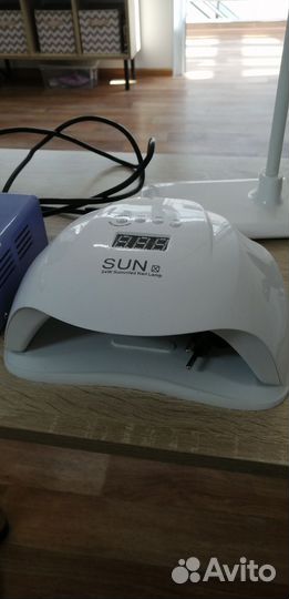 Аппарат маникюрный, лампы, пылесос