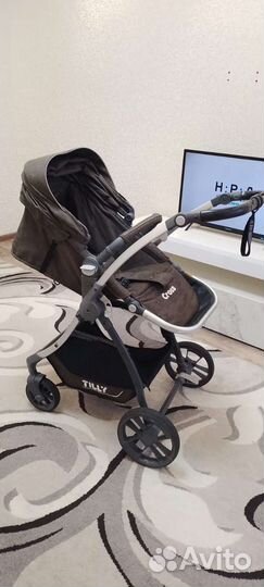 Прогулочная коляска