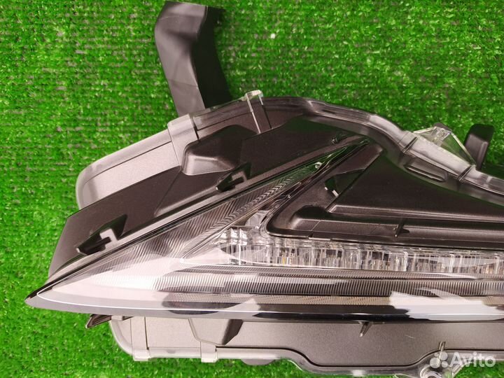 Указатель поворота левый Lexus NX 2017-2021