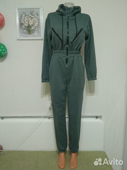 Комбинезон на флисе 46-48 р. Новый