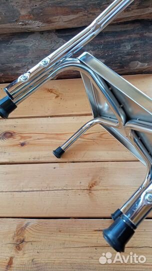 Новая ступень для ванны с поручнем