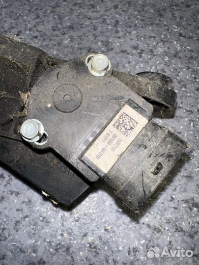 Педаль газа Hyundai Solaris седан G4FC 2012