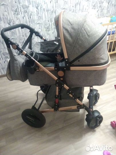 Прогулочная коляска